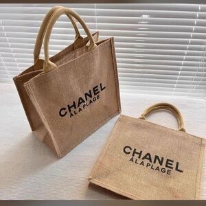 GWP Chanel A La Plage Beige Canvas Tote